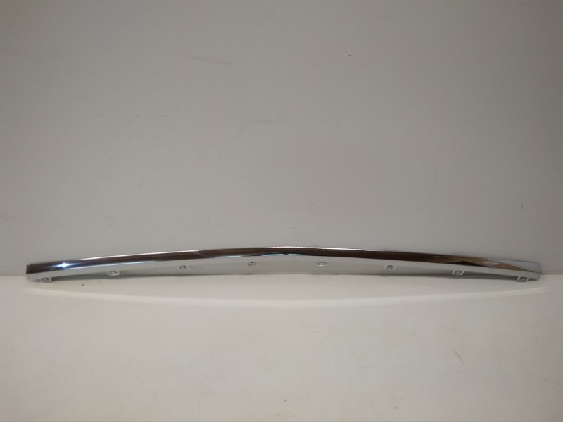 Накладка переднего бампера