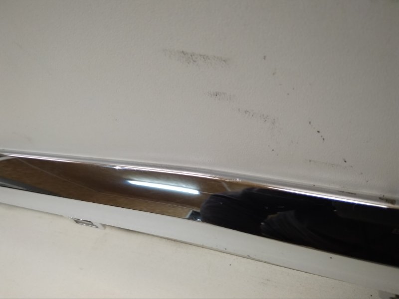 Накладка переднего бампера