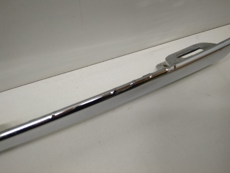 Накладка переднего бампера