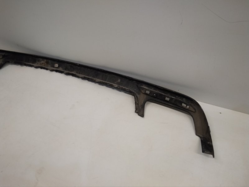 Спойлер заднего бампера