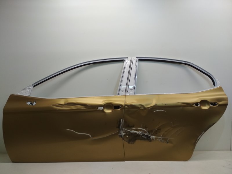 Дверь передняя левая