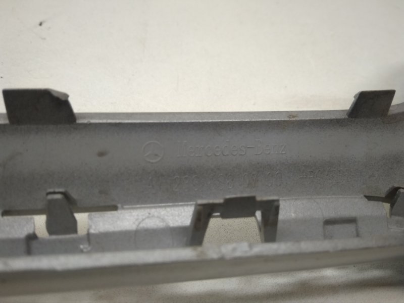 Накладка на решетку радиатора