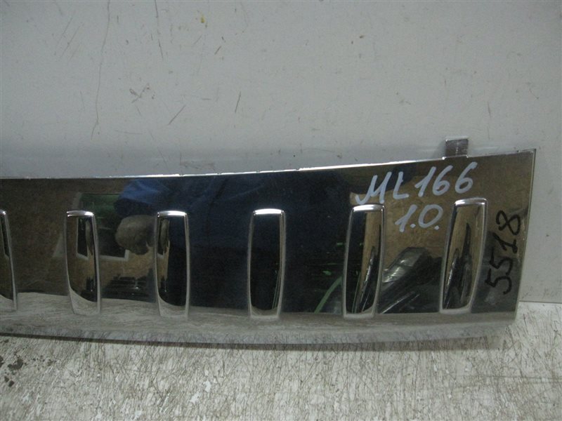 Молдинг заднего бампера