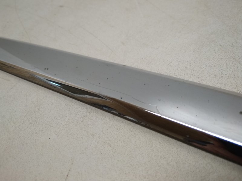 Молдинг задней правой двери