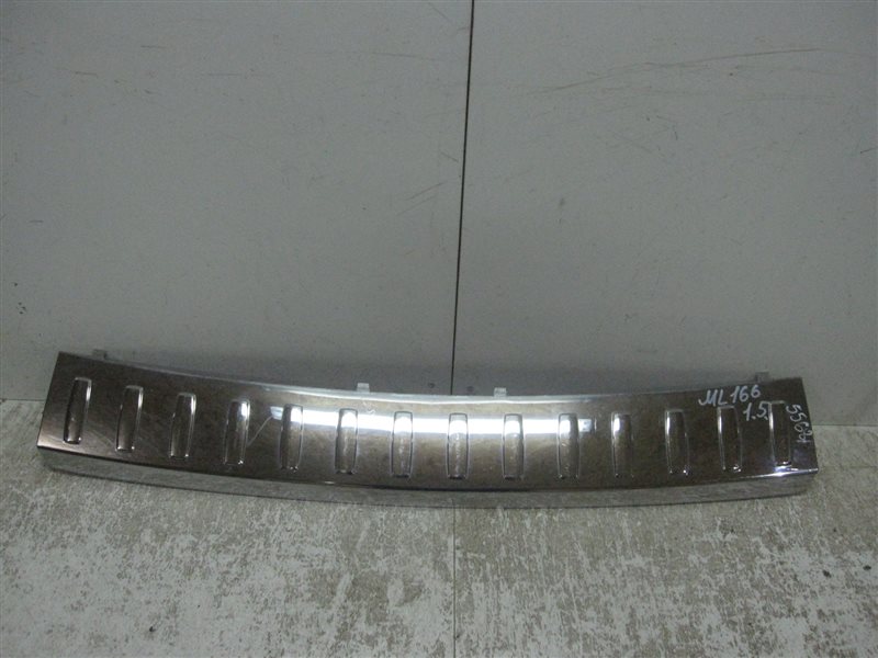 Молдинг заднего бампера