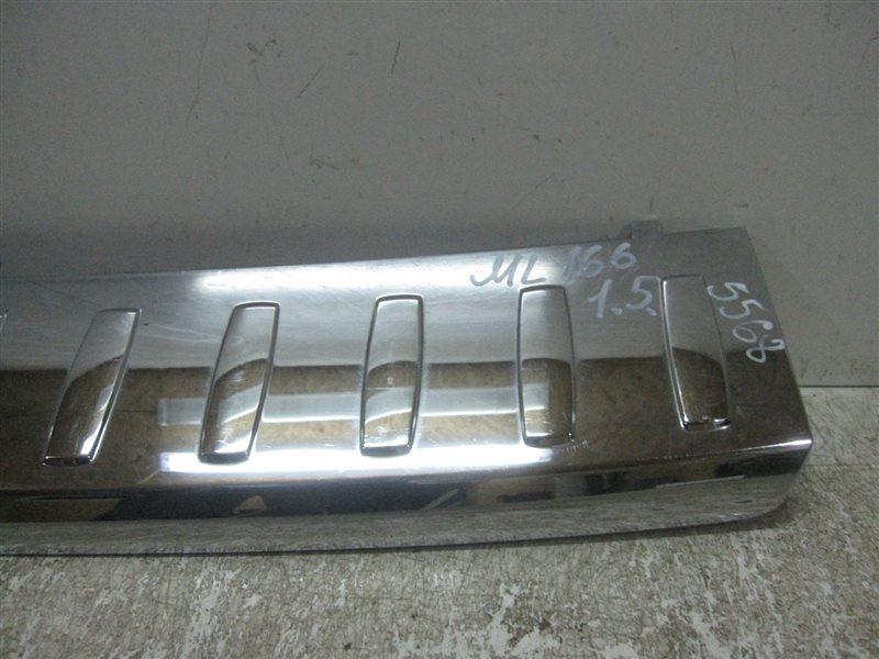 Молдинг заднего бампера