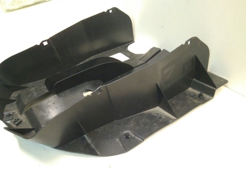 Пыльник двигателя