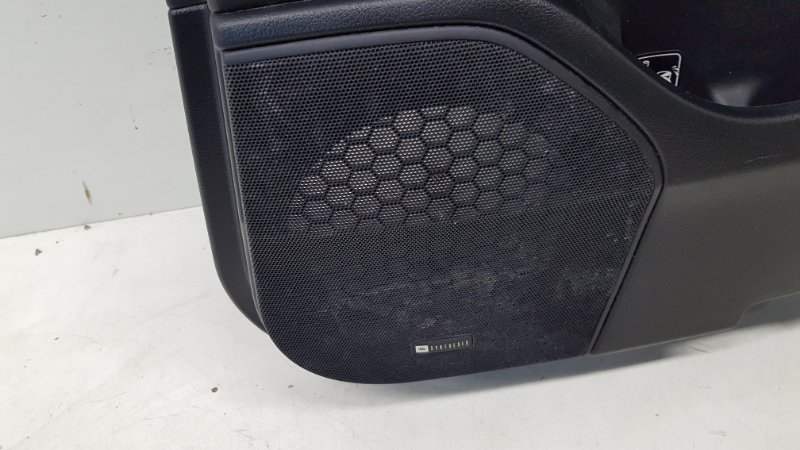 Обшивка двери