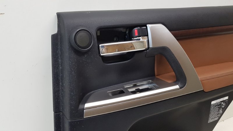 Обшивка двери