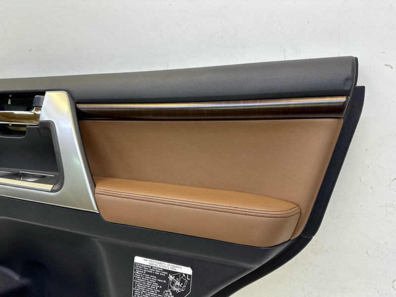 Обшивка двери