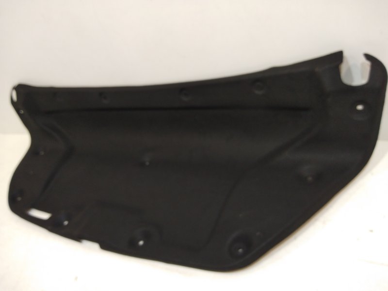 Обшивка крышки багажника