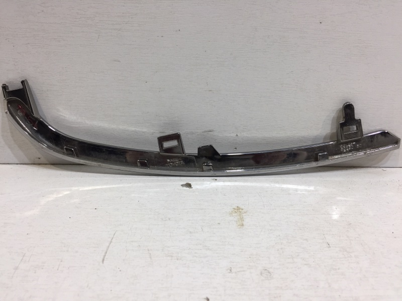 Накладка на решетку радиатора