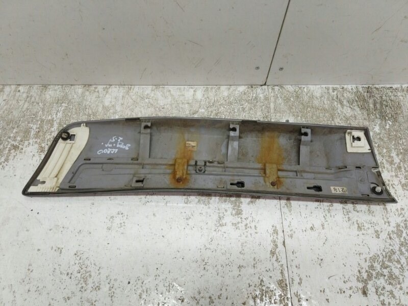 Накладка двери задней правой