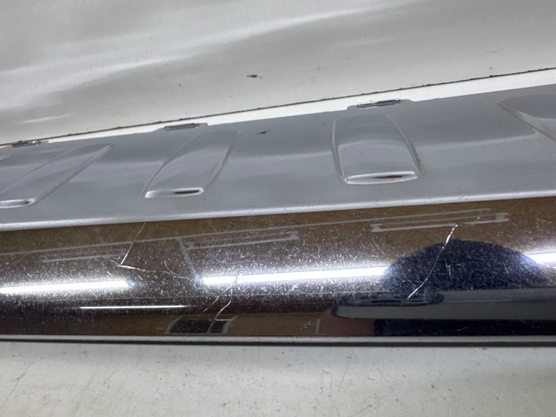 Молдинг заднего бампера