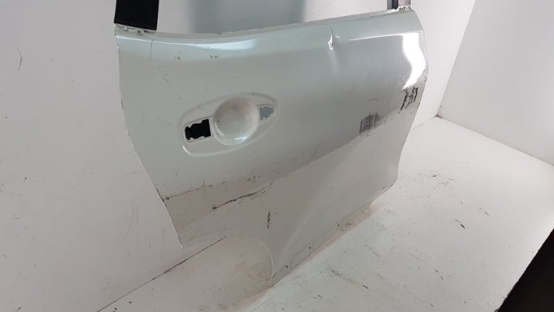 Дверь задняя левая