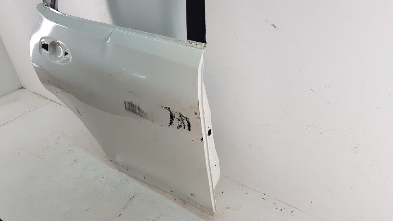 Дверь задняя левая