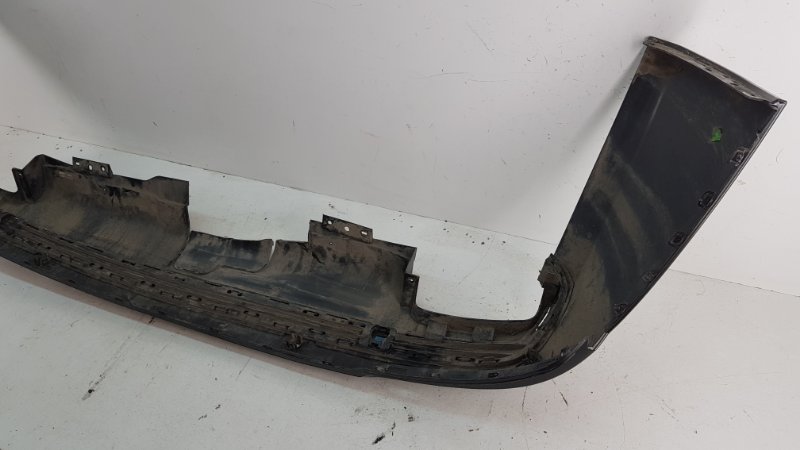 Спойлер заднего бампера