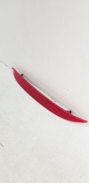 Отражатель в бампер