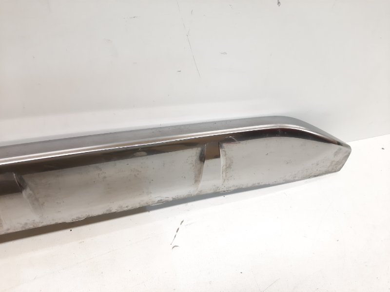 Спойлер переднего бампера