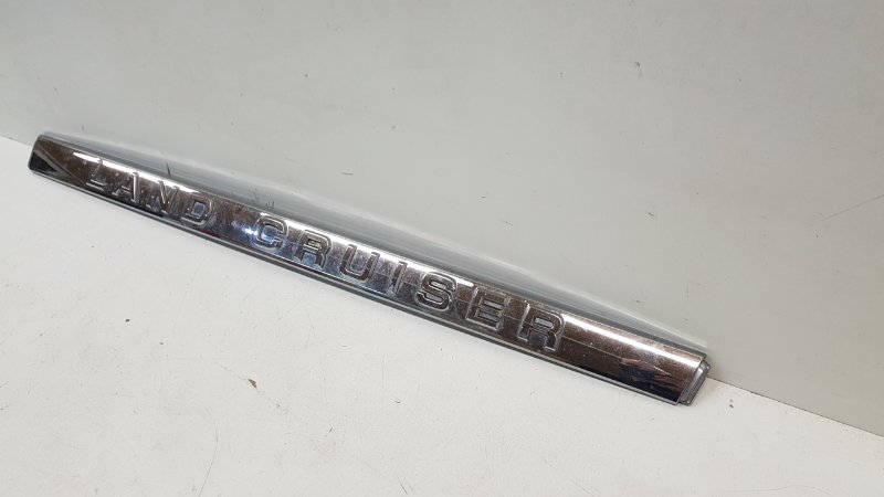 Накладка крышки багажника