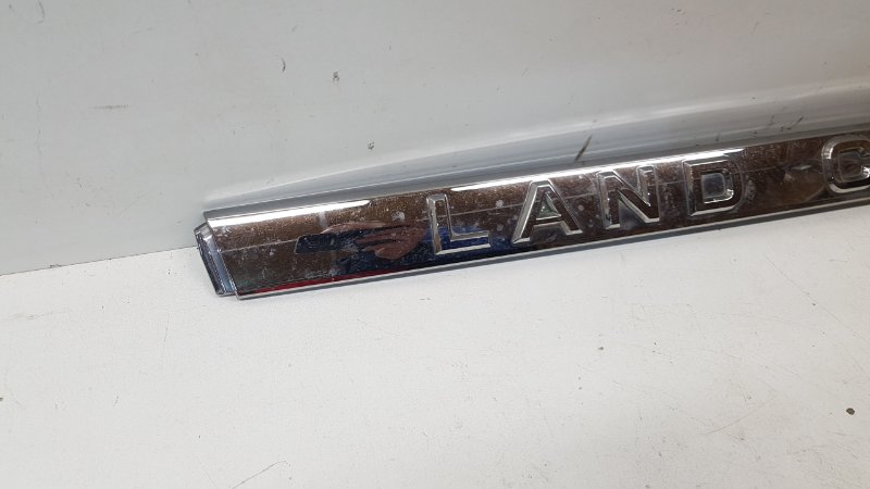 Накладка крышки багажника