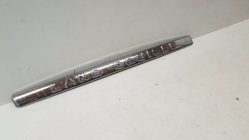 Накладка крышки багажника