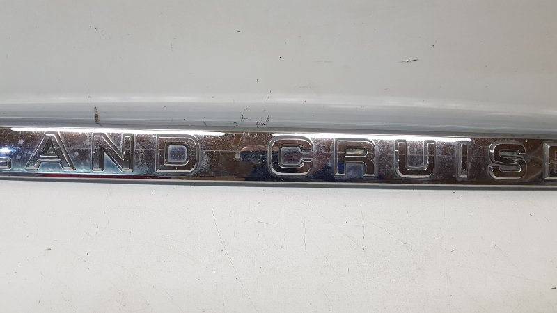 Накладка крышки багажника