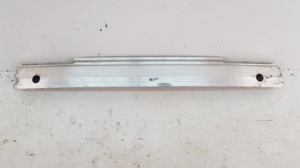 Усилитель заднего бампера