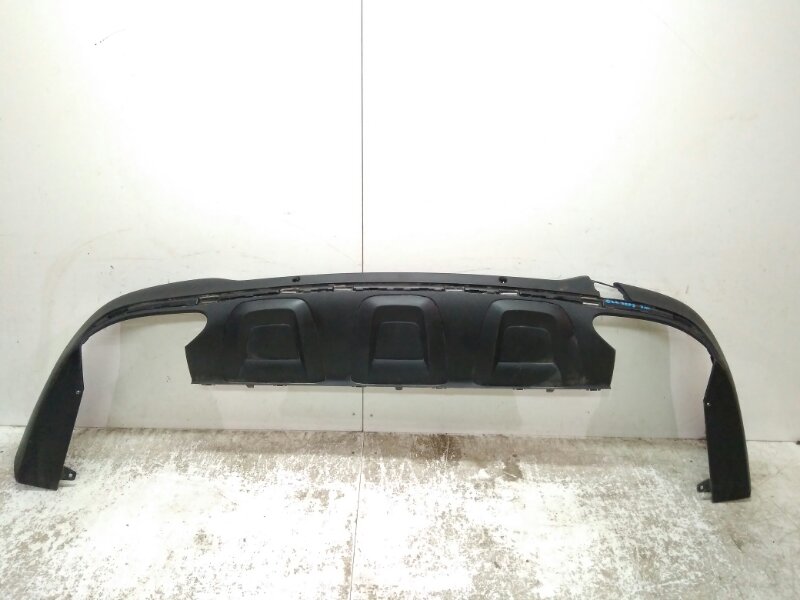 Спойлер заднего бампера