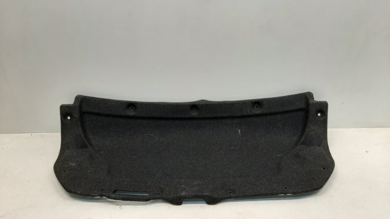 Обшивка крышки багажника