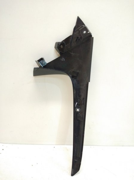 Спойлер (дефлектор) крышки багажника