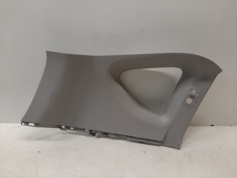 Обшивка багажника