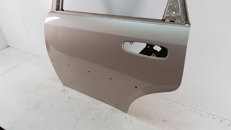 Дверь задняя левая