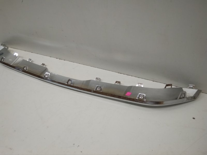 Молдинг заднего бампера