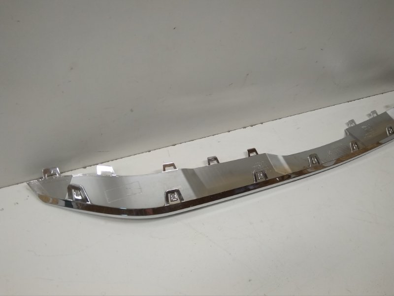 Молдинг заднего бампера