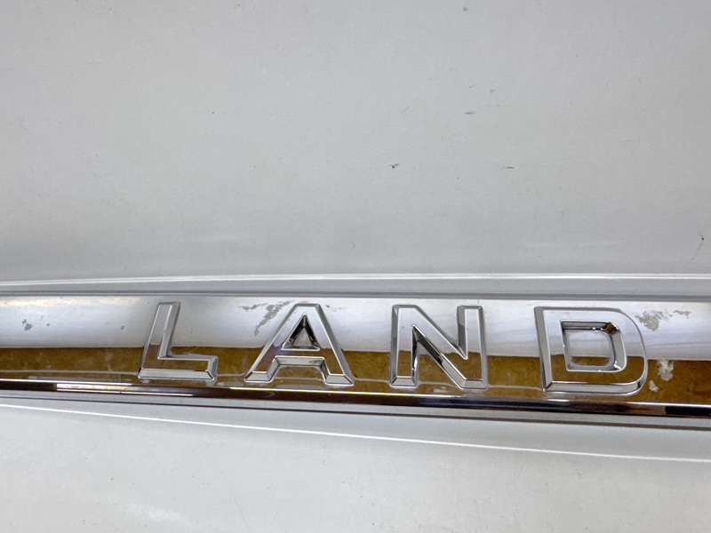 Накладка крышки багажника