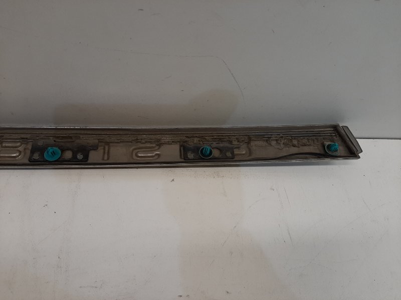 Накладка крышки багажника