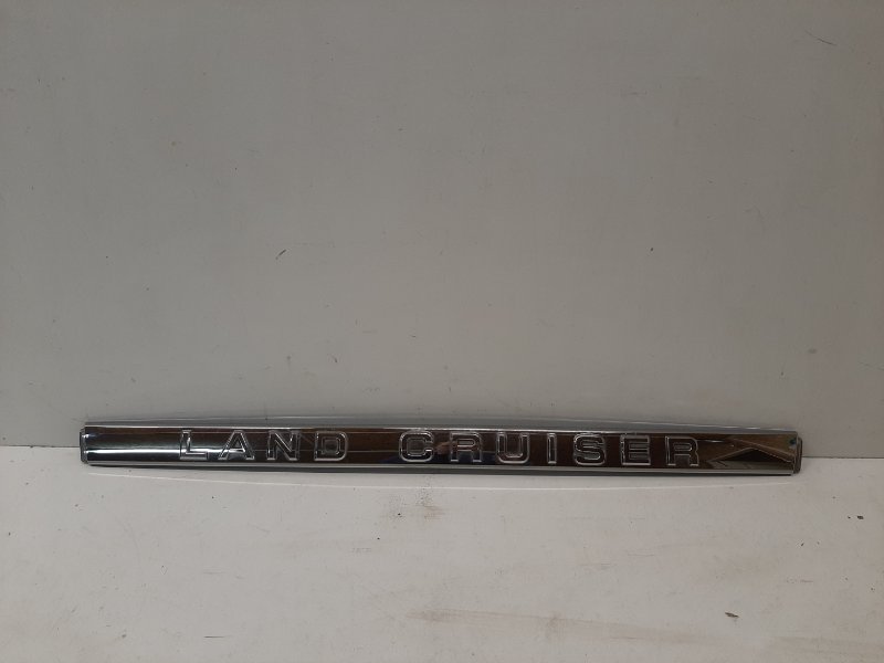 Накладка крышки багажника