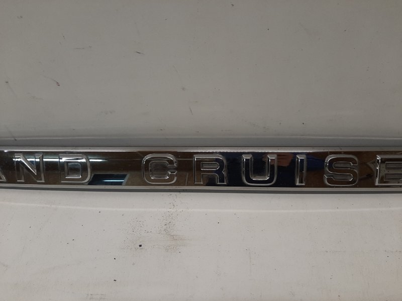 Накладка крышки багажника