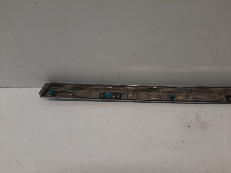 Накладка крышки багажника