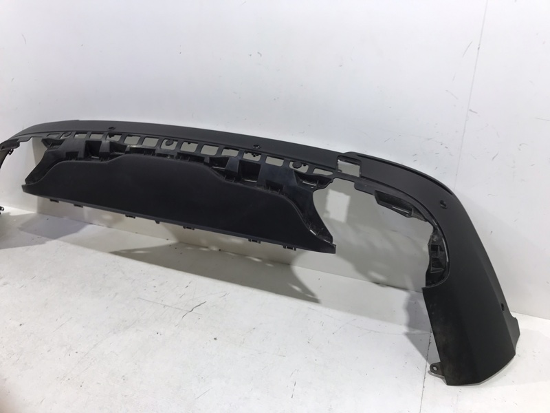 Спойлер заднего бампера