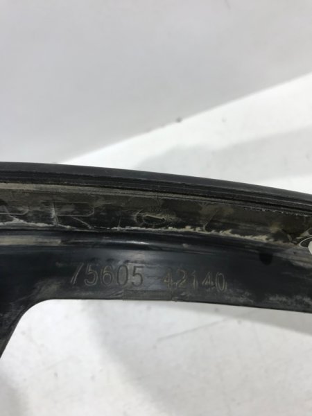 Накладка заднего крыла правого