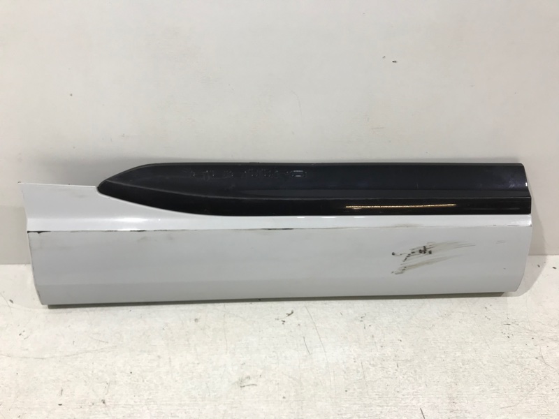 Накладка двери задней правой