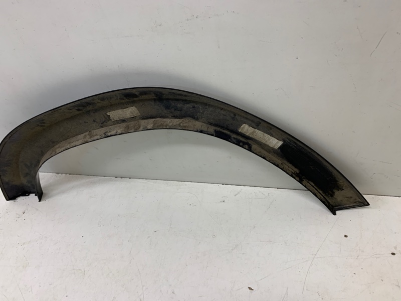 Накладка заднего крыла левого