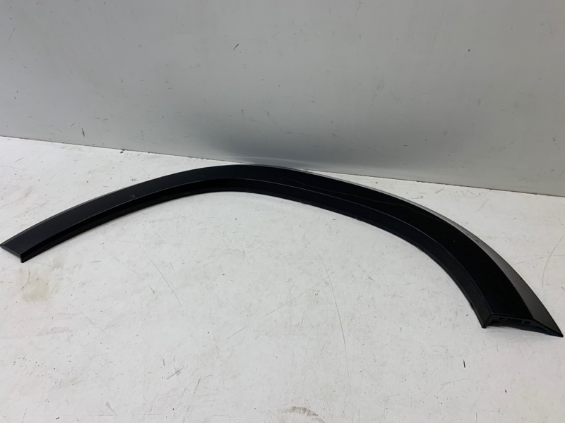 Накладка заднего крыла левого