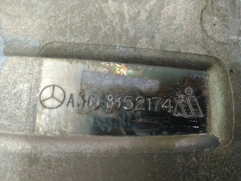 Молдинг заднего бампера