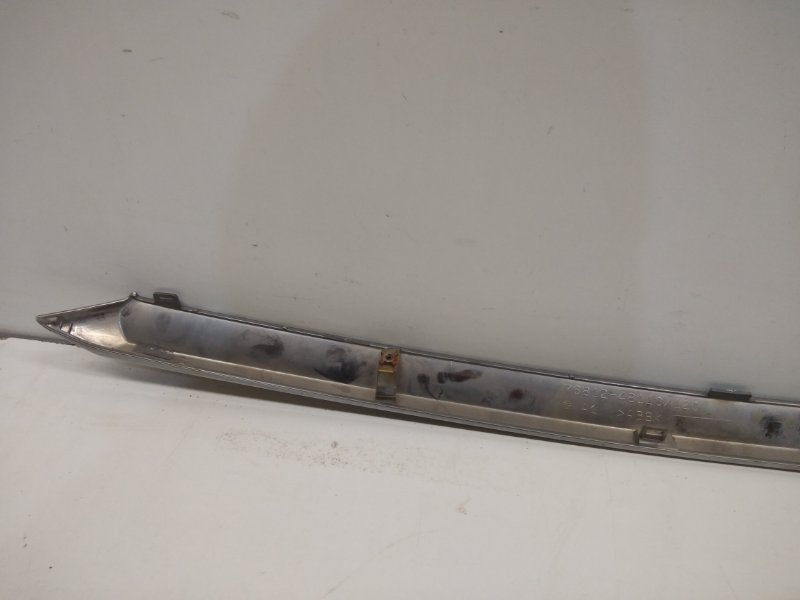 Накладка крышки багажника