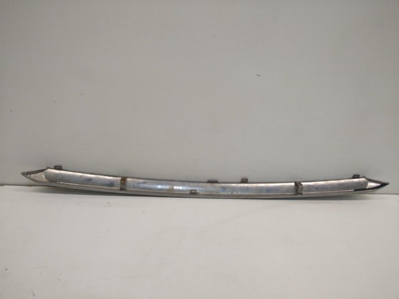 Накладка крышки багажника