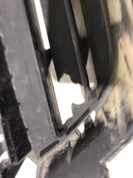 Решетка в бампер левая