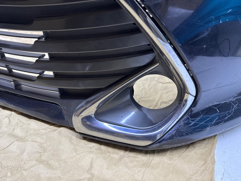 Бампер передний